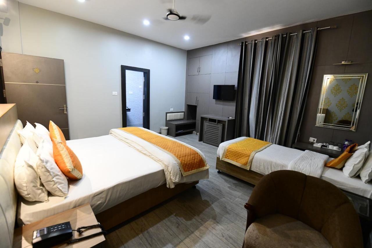 Hotel Jataka Inn Бодх-Гая Экстерьер фото