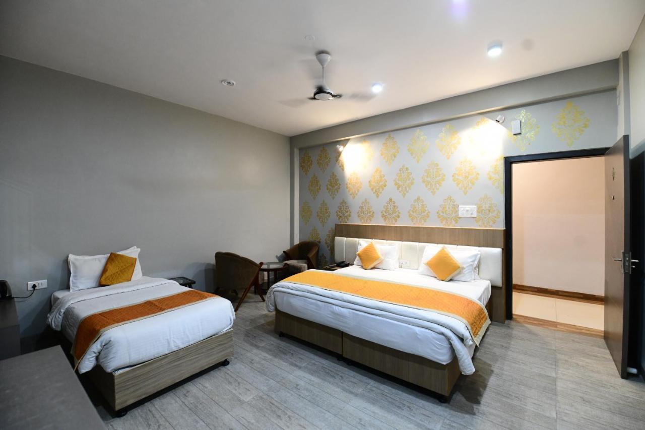 Hotel Jataka Inn Бодх-Гая Экстерьер фото