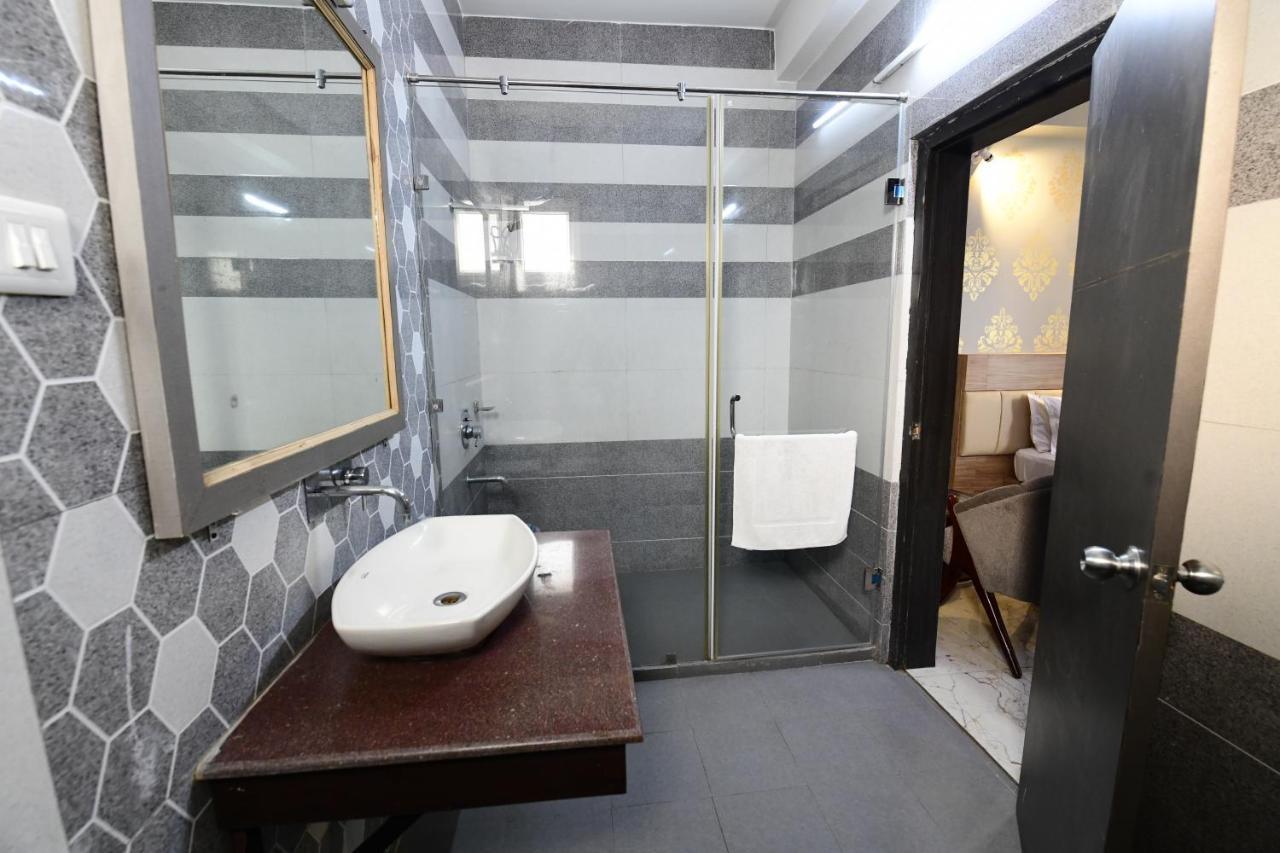 Hotel Jataka Inn Бодх-Гая Экстерьер фото