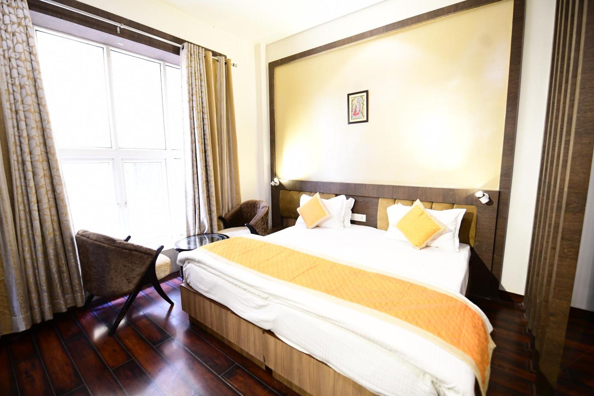 Hotel Jataka Inn Бодх-Гая Номер фото